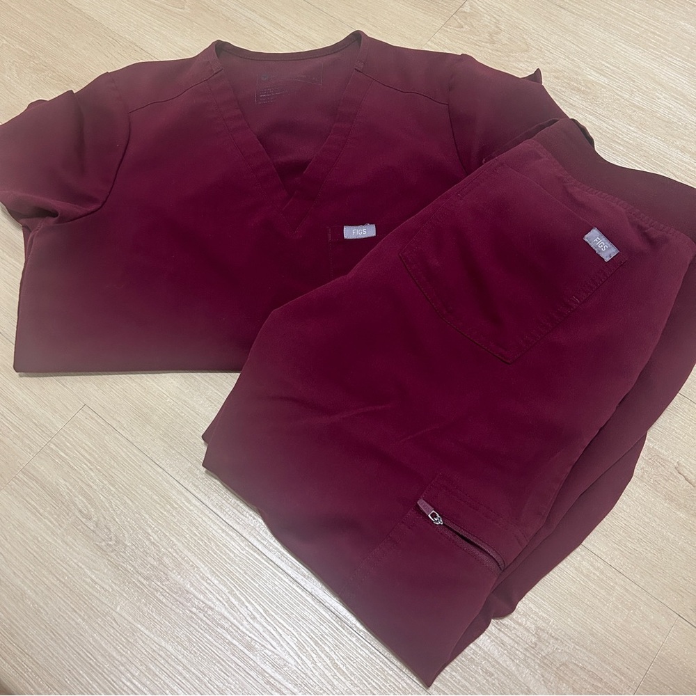 Women's FIGS XS Catalina / XSP Zamora Jogger Burgundy